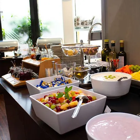 Cristal Hotell München