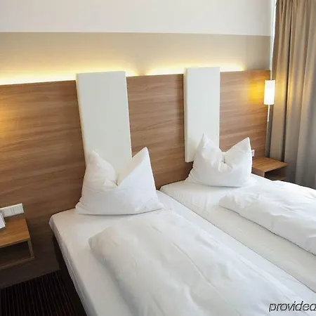 Szálloda Cristal 4*