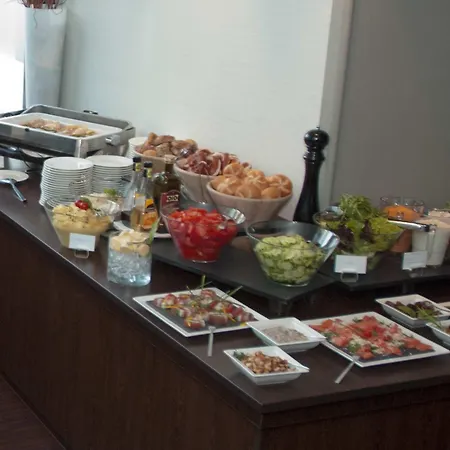 Cristal Hotel 4*