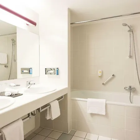 Cristal Hotel 4*