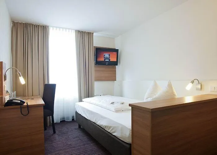 Cristal Hotel München